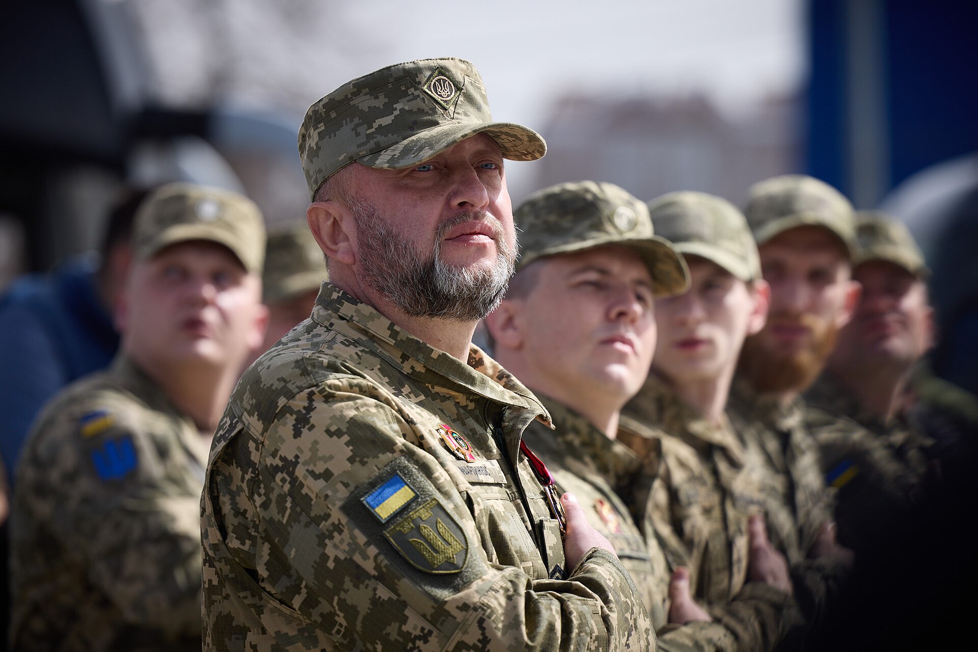On the second anniversary of the liberation of Kyiv region from Russian invaders, President Volodymyr Zelenskyy took part in the raising of the State Flag of Ukraine on the flagpole of the Memorial to the Defenders of the Bucha Community, and presented honorary awards to the cities – heroes of Ukraine and state awards to the military. “For us, this is a war to defend Ukraine and everything that makes people human. That is why this war is of global significance. This is a war for the right to exist for our state and, at the same time, for the right to life for every person. It is a war for dignity for our people and for every nation that seeks its own destiny. This is a war so that no one dares to become a beast towards others,” the Head of State noted, addressing the attendees. According to him, when Ukrainian warriors drove the Russian occupiers out of Bucha, Irpin, Borodyanka and other towns and communities in Kyiv region, and then from Sumy and Chernihiv regions, the whole world saw that these were victories not only of Ukrainian courage and weapons, but also of human morality. “I am proud of everyone who dedicates their lives to ensuring that the life of our entire Ukraine is preserved. I thank everyone in the world who really helps us. And may the whole world never forget the cost of this battle and the evil we are holding back here on our land,” the President said. The attendees observed a minute of silence in memory of all Ukrainians whose lives were taken by the Russian occupiers. The ceremony was also attended by: Chairman of the Verkhovna Rada Ruslan Stefanchuk, Prime Minister Denys Shmyhal, Head of the Presidential Office Andriy Yermak, Commander-in-Chief of the Armed Forces of Ukraine Oleksandr Syrskyi, Minister of Defense Rustem Umerov, Minister of Internal Affairs Ihor Klymenko, and Head of the Security Service Vasyl Maliuk. The Head of State presented honorary awards "Hero City of Ukraine" to Mayor of Irpin Oleksandr Markushyn and Head of Hostomel Village Military Administration Serhiy Smal. By his Decree of March 6, 2022, the President of Ukraine introduced the honorary award "Hero City of Ukraine" to recognize the feat, heroism and resilience of citizens in defending their cities during the repulse of the armed aggression of the Russian Federation. On March 24, 2022, Bucha, Irpin, Mykolaiv, and Okhtyrka were awarded the title of Hero Cities. Volnovakha, Hostomel, Mariupol, Kharkiv, Kherson, and Chernihiv also received the award. In addition, Volodymyr Zelenskyy presented the servicemen with the Orders of Bohdan Khmelnytsky, II and III class, "For Courage," II and III class, medals "For Military Service to Ukraine," "For Impeccable Service," III class, and "For Saved Life." In particular, Colonel Oleksandr Voloshyn of the Armed Forces of Ukraine and Captain Oleksiy Fandetskyi, who ensured the evacuation and escort of convoys of vehicles with civilians from Bucha to Bilohorodka, received awards from the President. In total, more than 300 vehicles with citizens were evacuated on March 9-10, 2022. Lieutenant Colonel Andriy Kolodiazhnyi, Sergeant Oleksandr Fesyk, Sergeant Myron Khymytsia, and Senior Sergeant Oleksandr Martyniuk, who participated in the destruction of enemy convoys in the settlements of Bucha district, Kyiv region, in March 2022, were also awarded. The President also awarded Junior Sergeant Serhiy Doroshenko and Captain Ruslan Mamchyk. They were installing minefields and engineering barriers, which successfully helped repel the enemy attacks. The awards were also given to the National Guard warriors – Sergeant Maksym Bovchaliuk and Sergeant Serhiy Kvitko, who took part in fierce battles against the Russian occupiers in Kyiv region, patrol police officer Oleh Shvets, who participated in stabilization activities in Irpin, Bucha and Hostomel, and Police Major Ivan Dulkai, who has been documenting and investigating the Russian army's brazen war crimes since the beginning of the full-scale invasion of Russia. The awards were also presented to the SSU servicemen: Sergeant Hryhoriy Kalachnikov and Sergeant Andriy Mendzhul, who were involved in counter-offensive actions by the Armed Forces of Ukraine in the area of Zabuchchya and preparation of a bridgehead for the further liberation of Bucha. The President also awarded employees of the State Emergency Service of Ukraine Vitaliy Farenyk and Pavlo Zaiika who ensured the evacuation of civilians from the Vorzel, Bucha, Borodyanka, Irpin, and Hostomel to Kyiv. Vitaliy Farenyk showed extraordinary courage and heroism during the evacuation from the city of Irpin, when Russian soldiers opened fire on civilians near the bridge over the Irpin River in the village of Romanivka in Kyiv region.